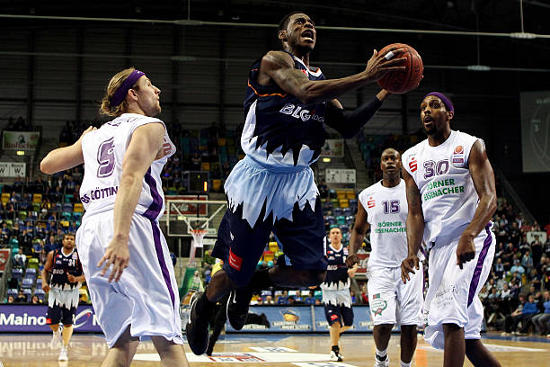 借助蓝牙技 借助蓝牙技